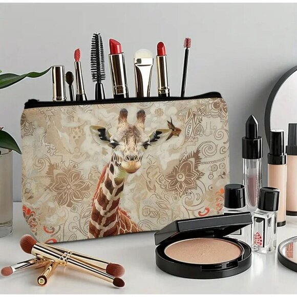 Giraffe Makeup Bag - Picture 2 of 3